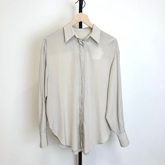 Brunello CucinellI Tops - BRUNELLO CUCINELLI Beige Silk Button Up Collared Blouse M NEW Hidden Placket LS